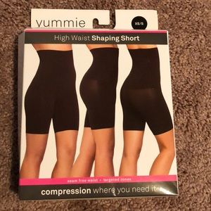 yummie - high waist shaping short - black - xs/s